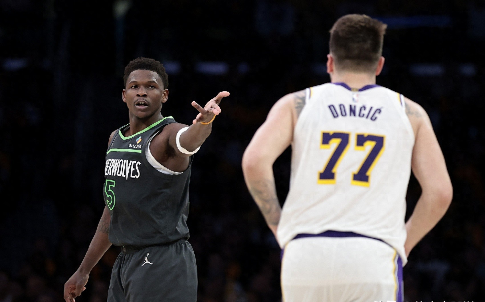 开云体育下载-包含明尼苏达森林狼发布备战花絮，赛前官宣签约，社区盾任务艰巨，细节决定成败的词条