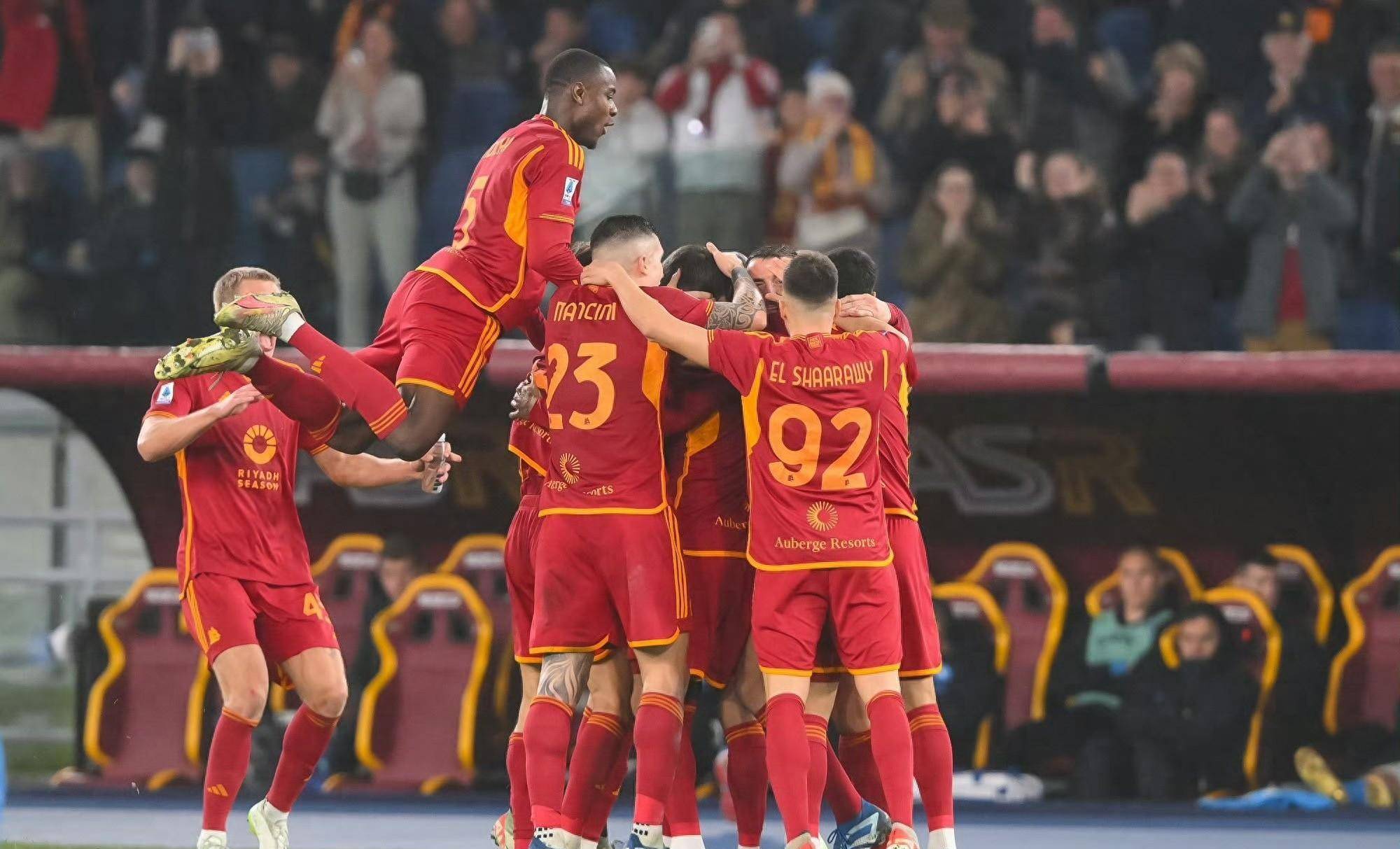 开云官网-埃因霍温对海伦芬比赛结果